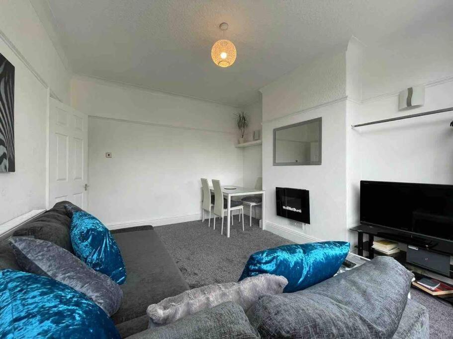 2 Bed Sleeps 6 Beach Retreat St Annes On Sea Villa Lytham St Annes Eksteriør billede